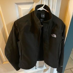 S/p black north face jacket